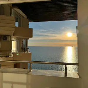 Апартаменты Beachfront Marilyn, Дуррес